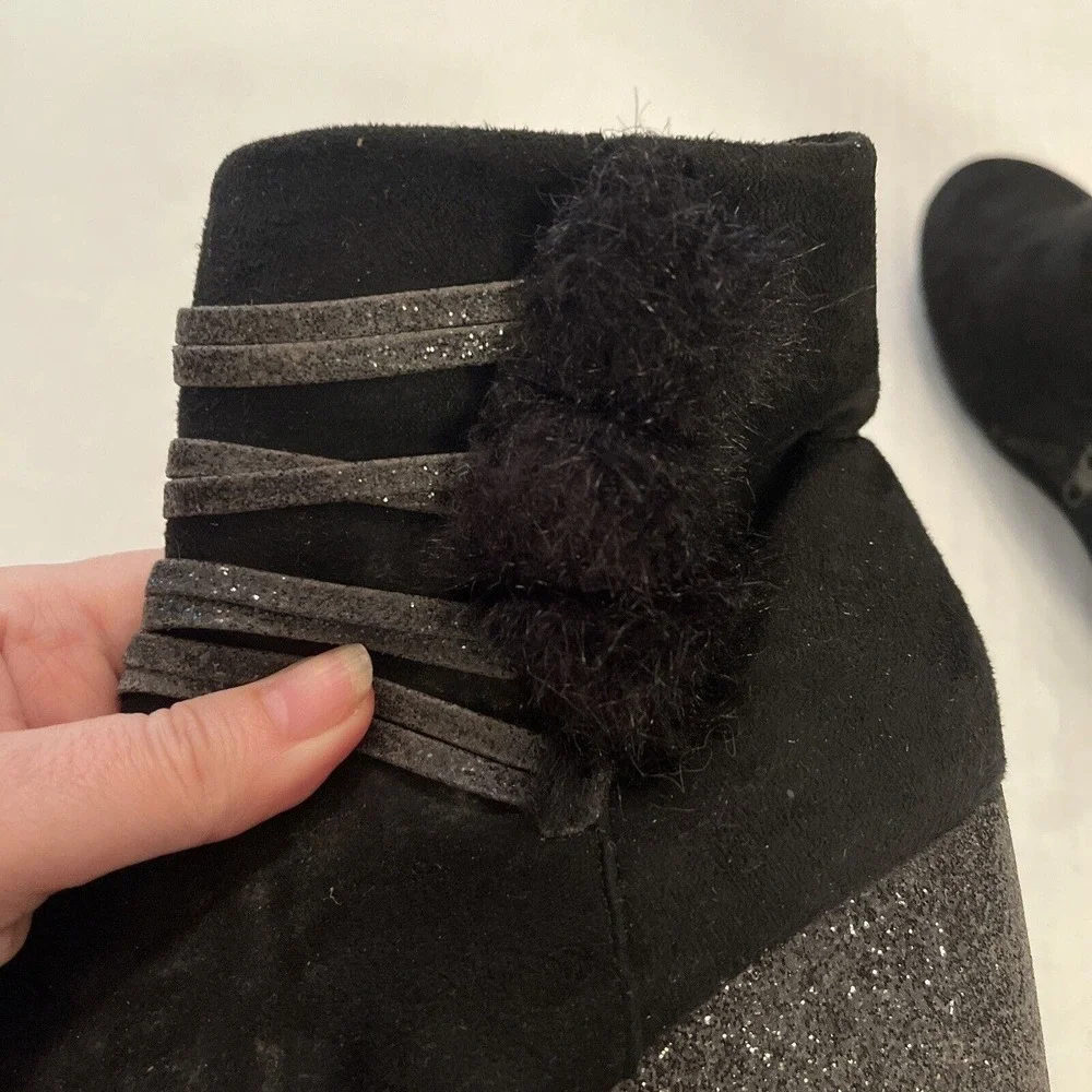Girls Simply Styled Tansy Dress Boots Size 2M Black Suede
